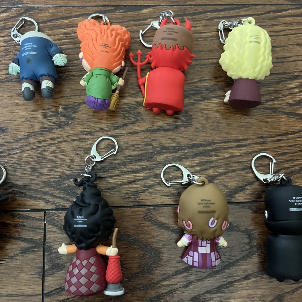 Disney Hocus Pocus Figural Clip Lot Of 11 Keychains- Cat Damaged See Pics - Picture 11 of 13